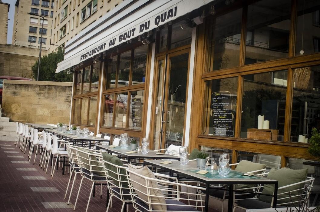 Images Au Bout du Quai