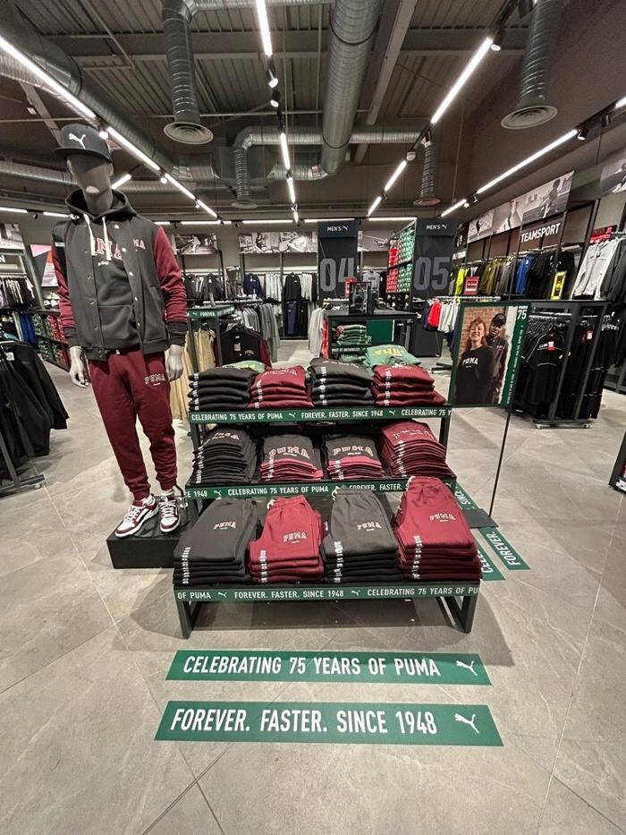 Images PUMA Outlet Usines
