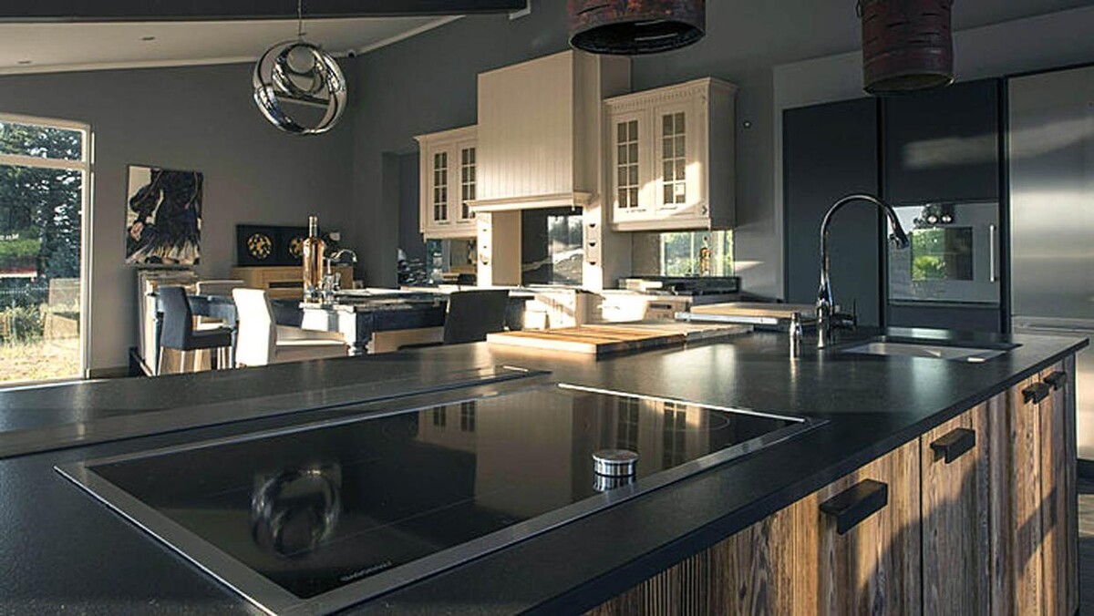 Images Maison Brune - Boffi Saint-Tropez - Cuisine & Dressing Haut de Gamme Saint-Tropez