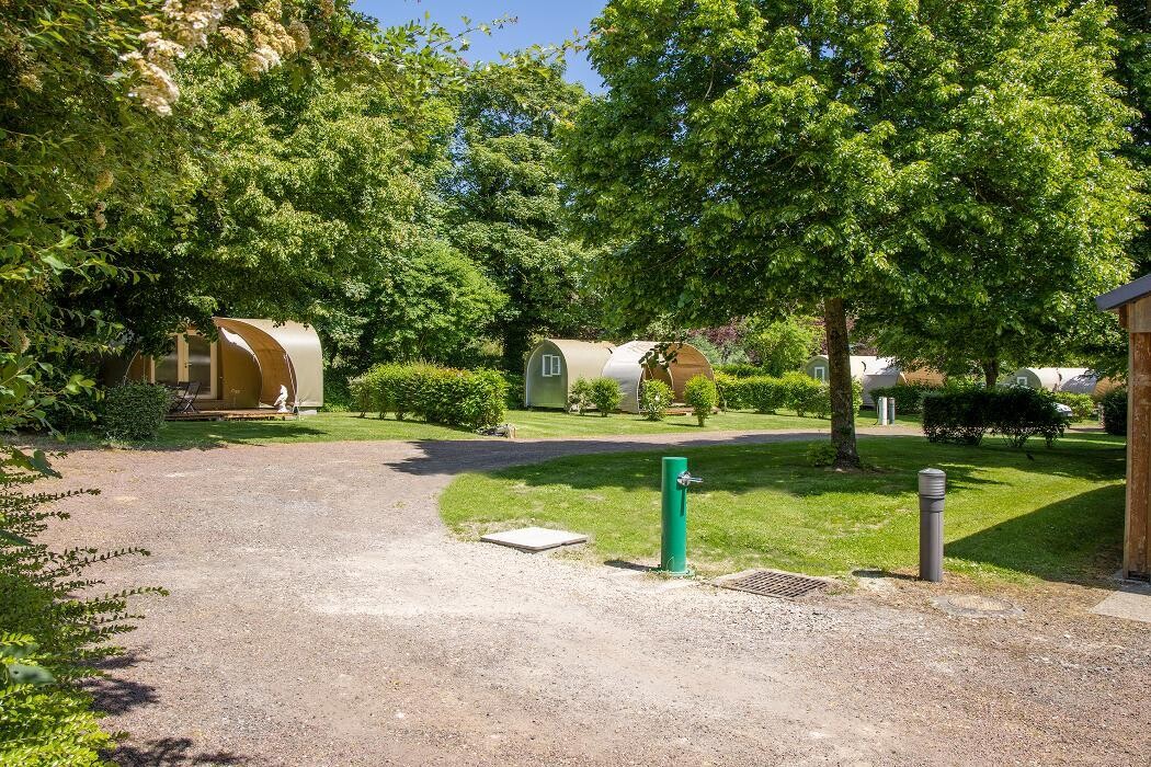 Images Camping*** du Vélodrome