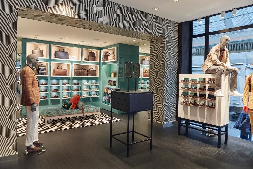 Images Suitsupply Paris