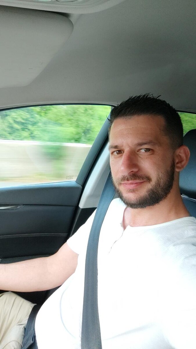 Images Francky vtc chauffeur pour particuliers et professionnels