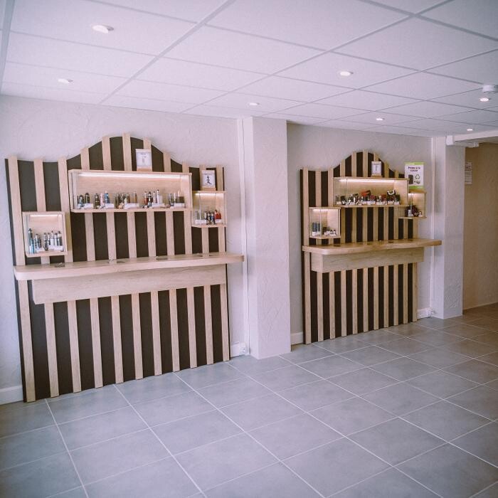 Images Clopinette Cigarette Electronique / CBD Merignac