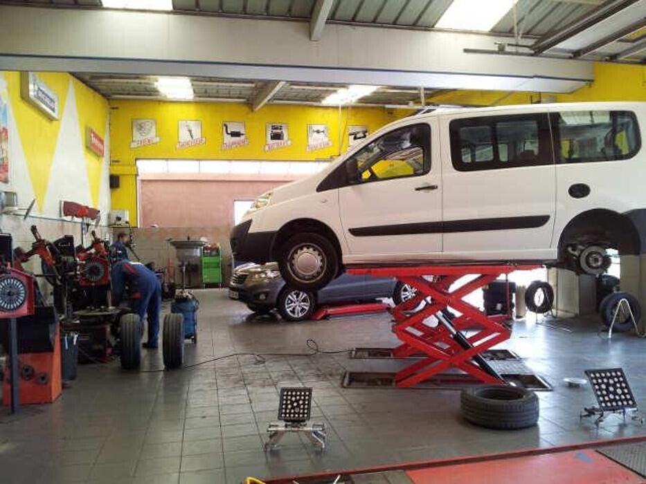 Images Euromaster Hazebrouck