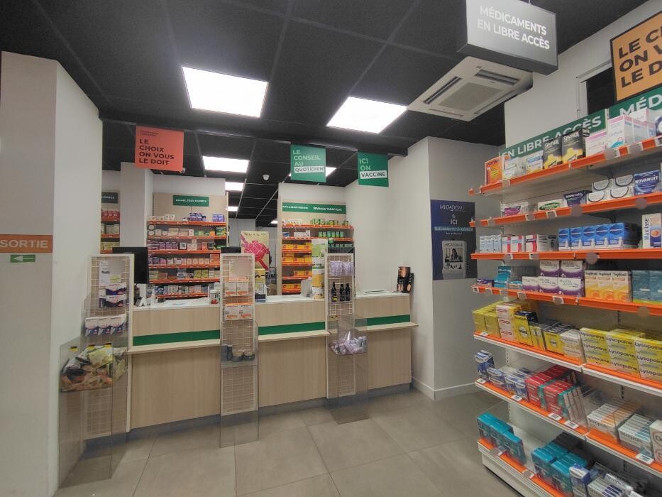 Images Pharmacie Lafayette du Théatre