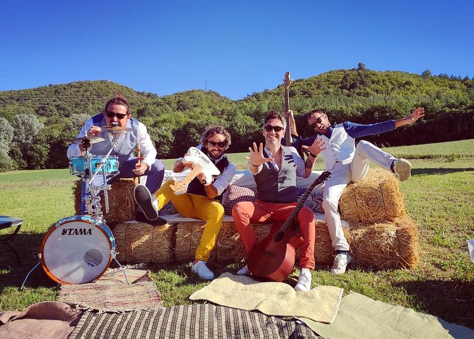 Images KARMA EVENT - Le Strolling BanD/DJ d'exception