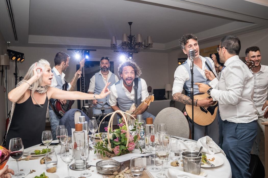 Images KARMA EVENT - Le Strolling BanD/DJ d'exception