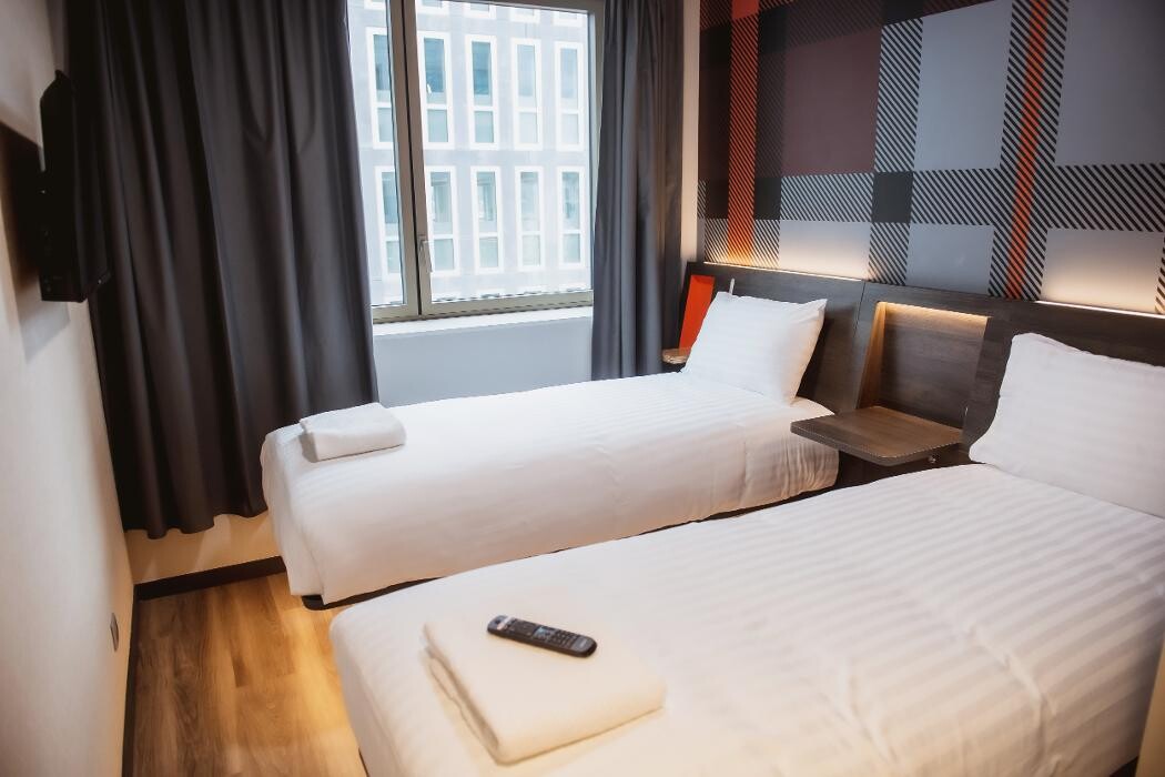 Images easyHotel Paris Nord Aubervilliers