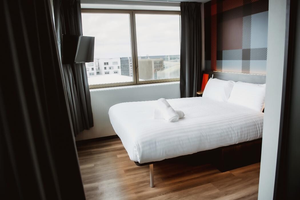 Images easyHotel Paris Nord Aubervilliers