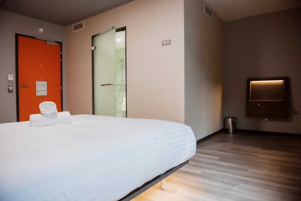 Images easyHotel Paris Nord Aubervilliers