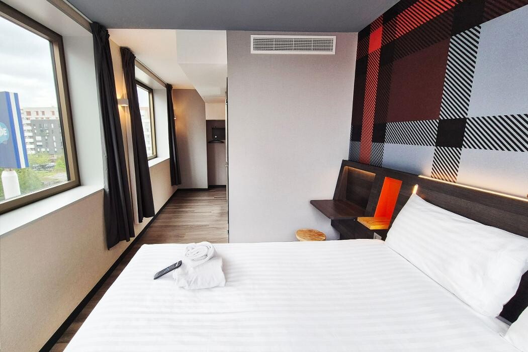 Images easyHotel Paris Nord Aubervilliers