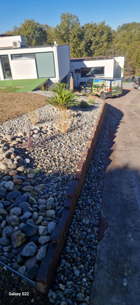 Images Daniel Moquet signe vos jardins - Ent. Labrugere