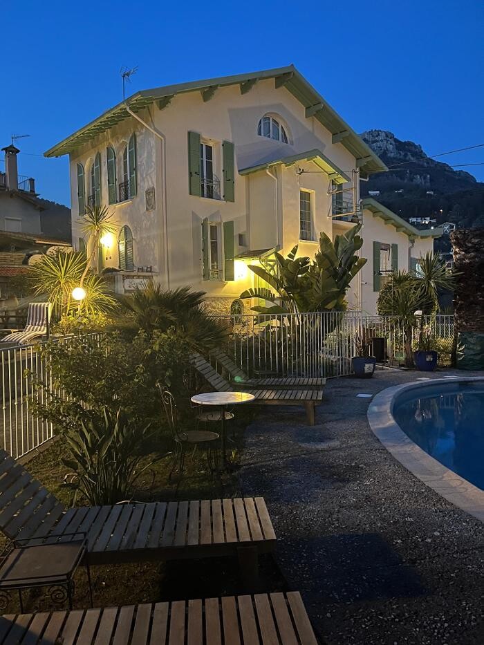 HOTEL VILLA ROSERAIE Logo