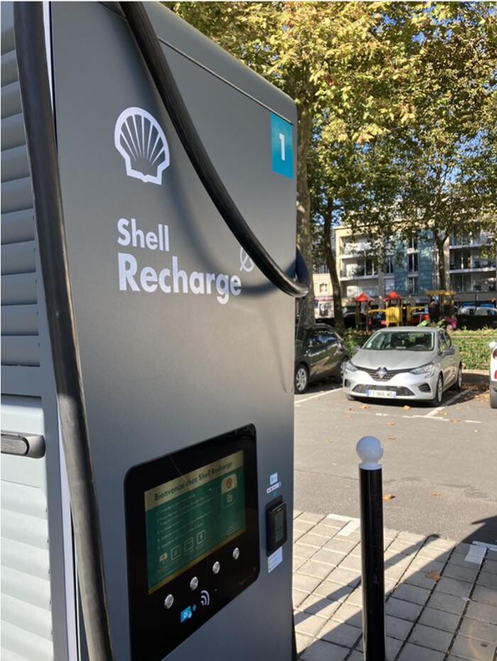 Images Shell Recharge Charging Station