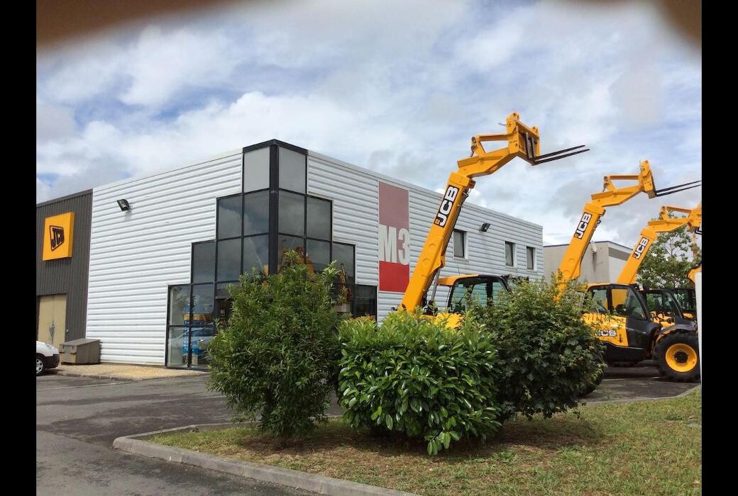 Images M3 JCB - HYUNDAI MH