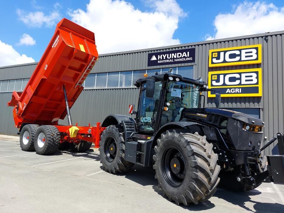 Images M3 JCB - HYUNDAI MH