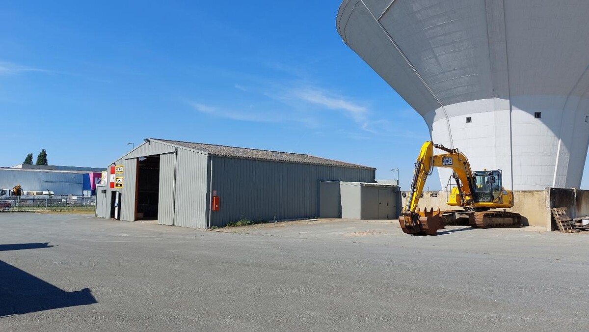 Images M3 JCB - HYUNDAI MH