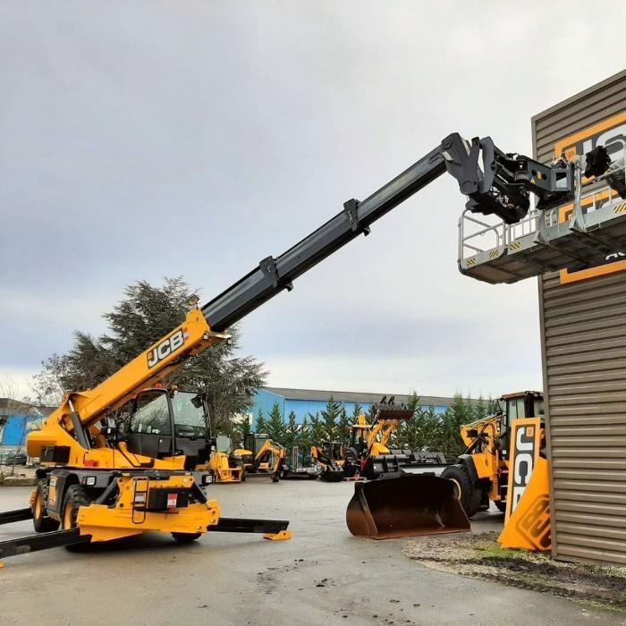 Images M3 JCB - HYUNDAI MH