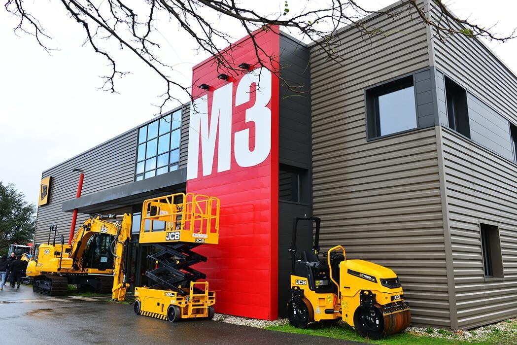 Images M3 JCB - HYUNDAI MH
