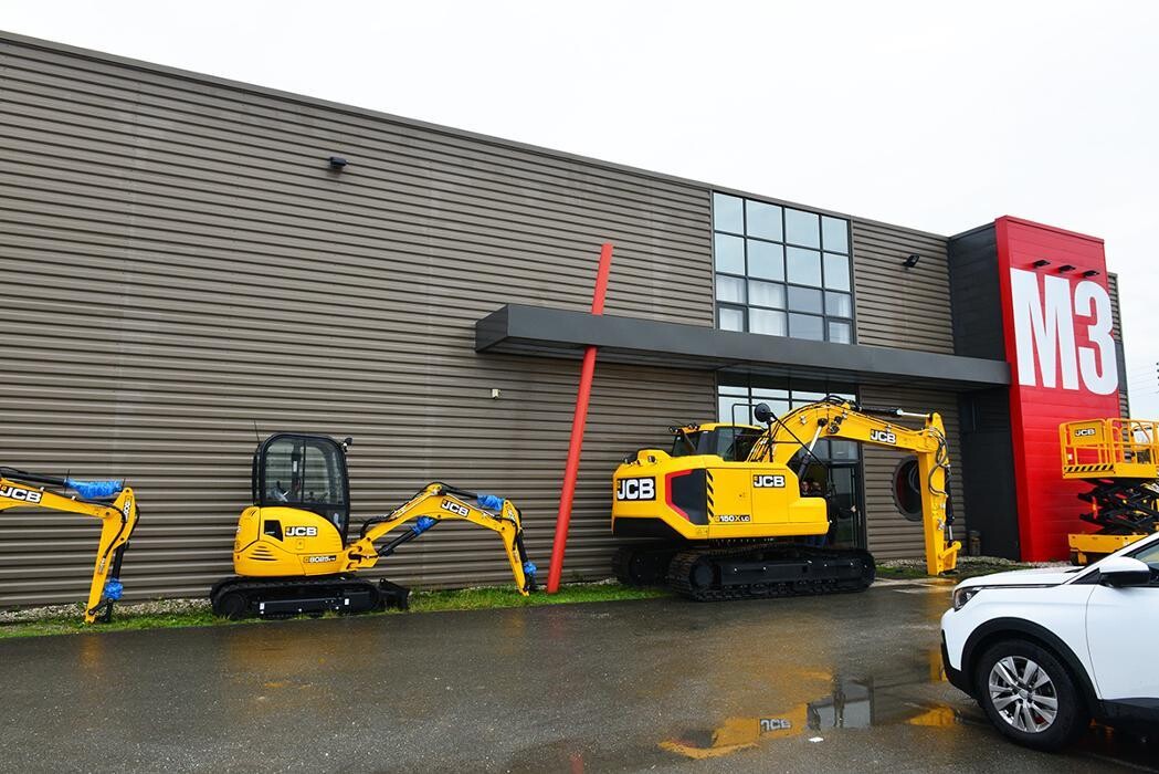 Images M3 JCB - HYUNDAI MH