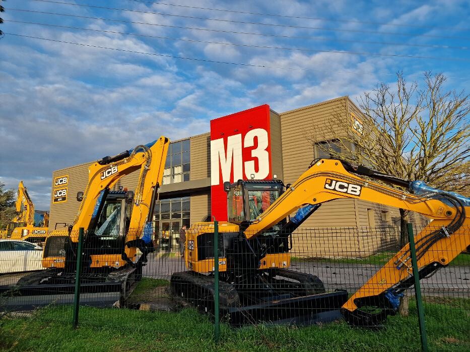 Images M3 JCB - HYUNDAI MH
