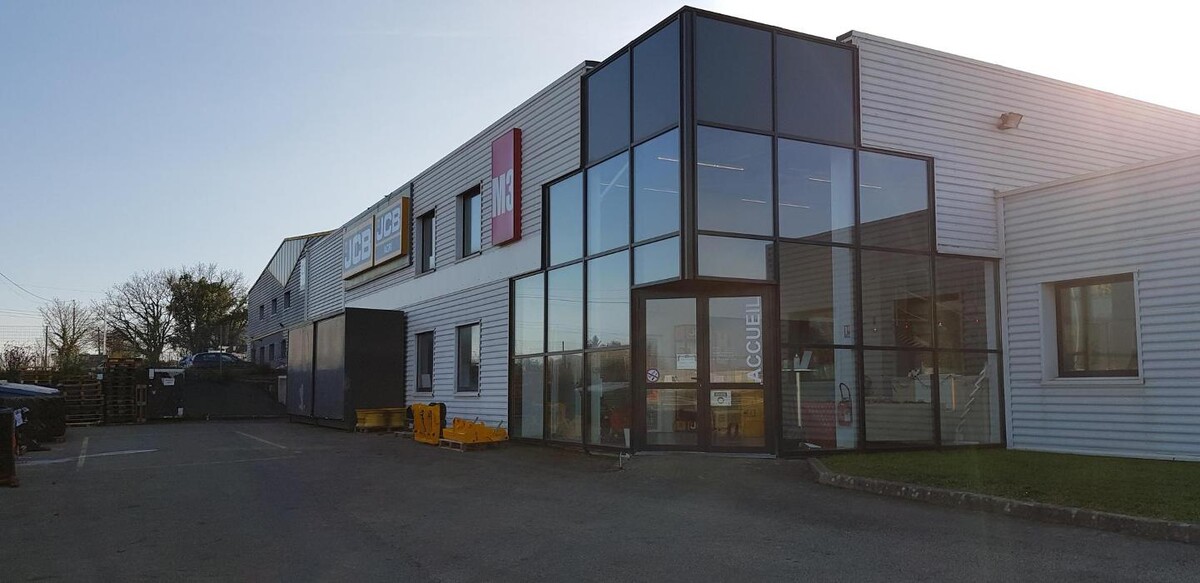 Images M3 JCB - HYUNDAI MH