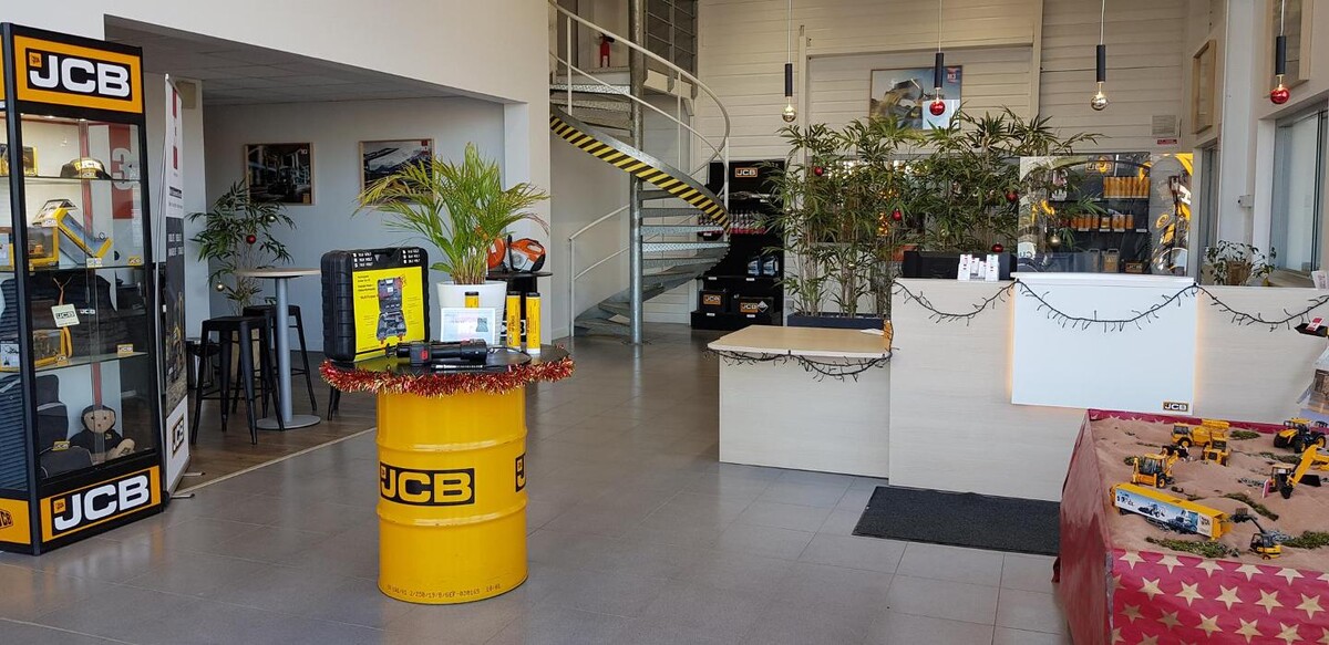 Images M3 JCB - HYUNDAI MH