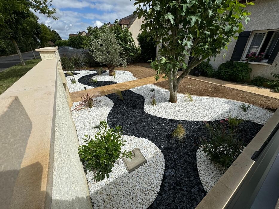 Images Daniel Moquet signe vos jardins - Ent. Sabot
