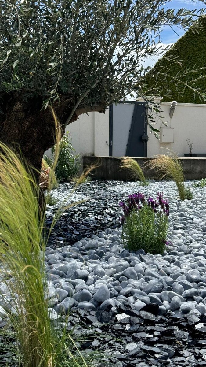 Images Daniel Moquet signe vos jardins - Ent. Sabot