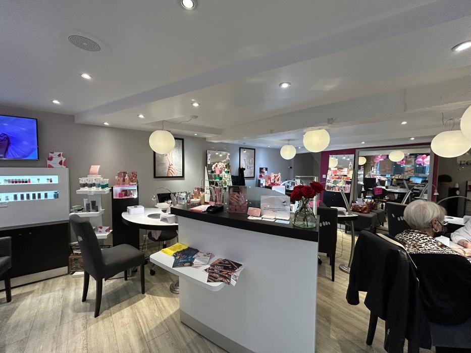 Images L'Onglerie Perigueux