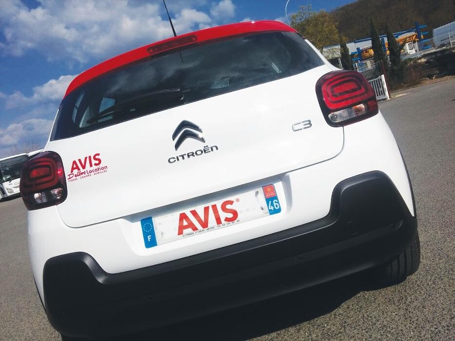 Images Avis Location Voiture - Salles La Source