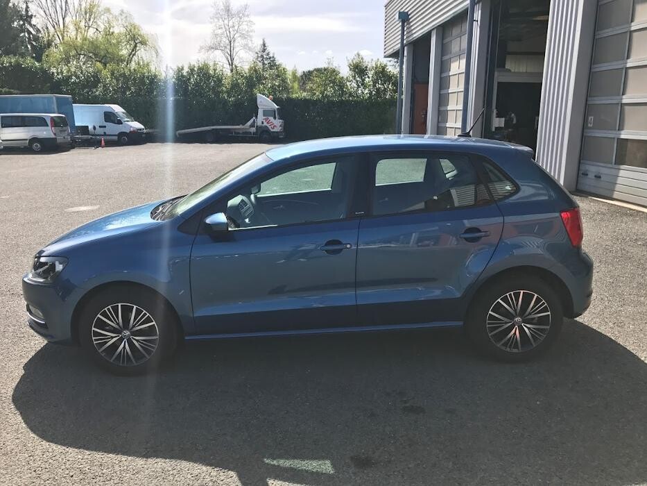 Images Avis Location Voiture - Salles La Source
