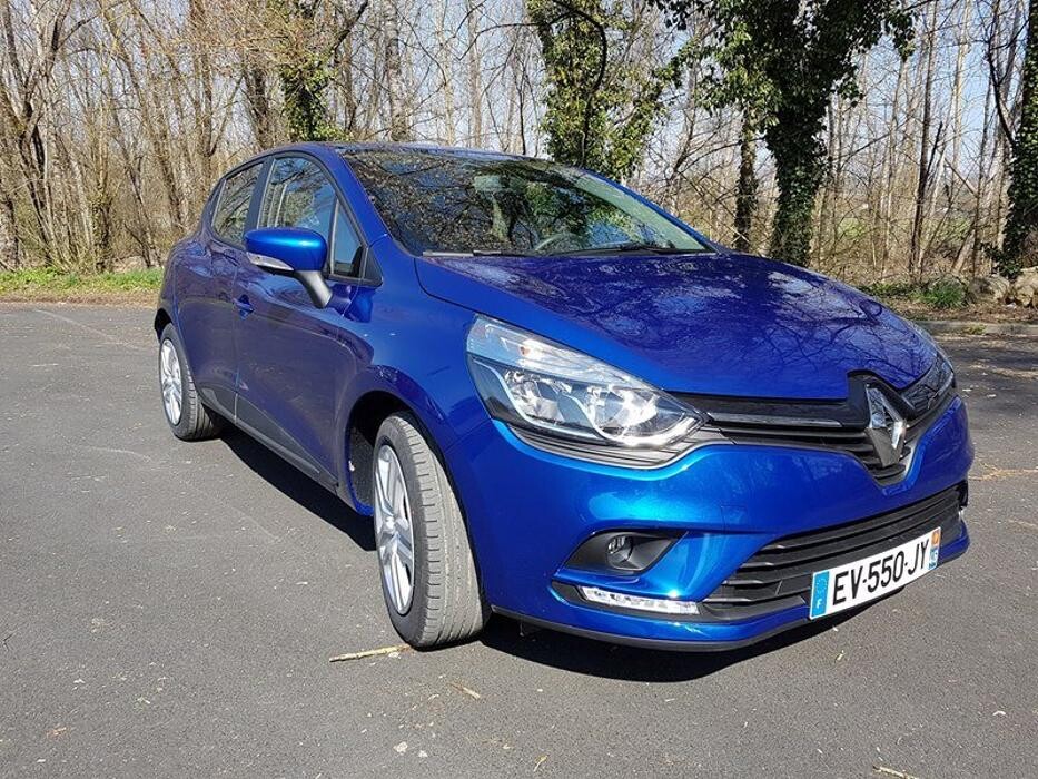 Images Avis Location Voiture - Salles La Source