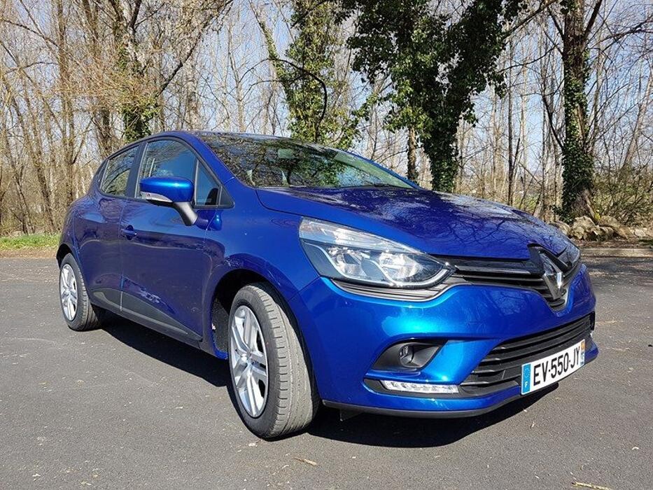 Images Avis Location Voiture - Salles La Source
