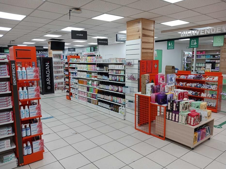 Images Pharmacie Lafayette Opéra Massy