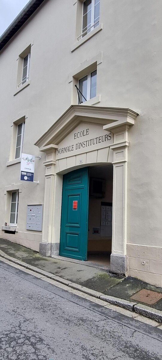 Images Agence Adie