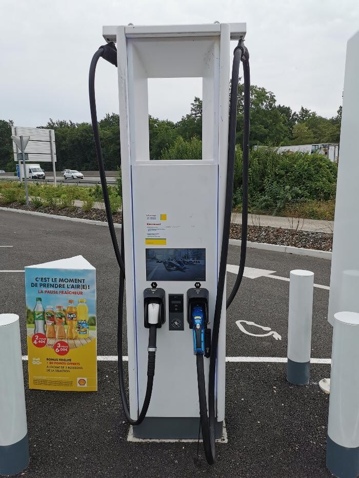 Images Shell Recharge Charging Station