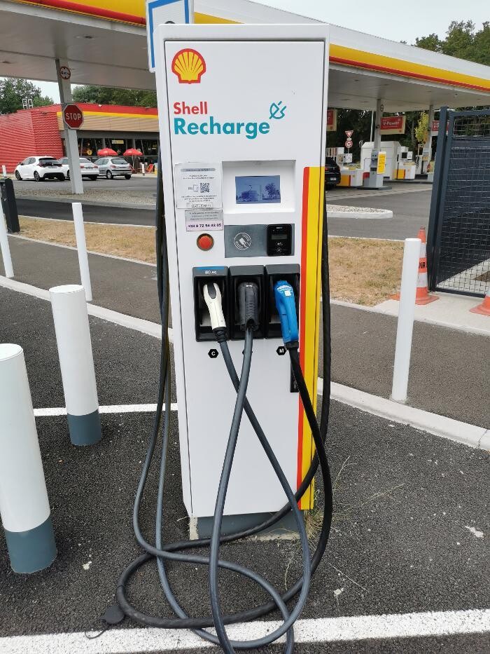 Images Shell Recharge Charging Station