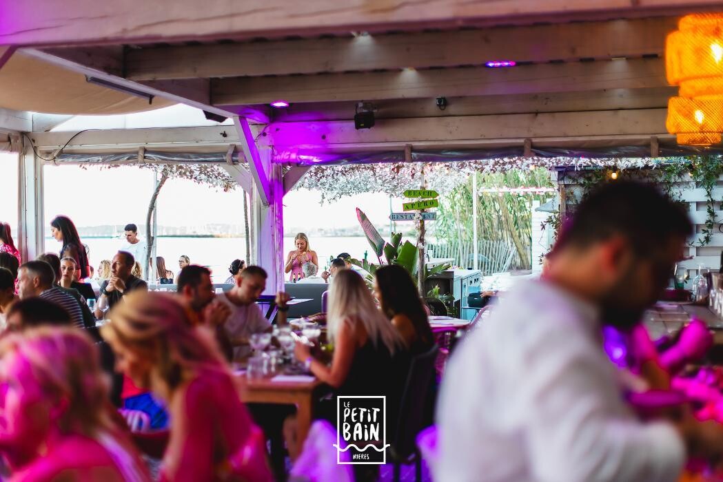 Images Le Petit Bain - Restaurant festif Hyères
