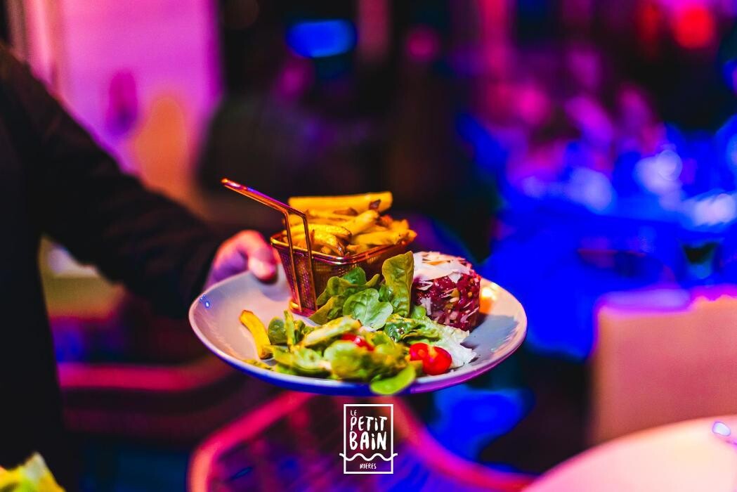 Images Le Petit Bain - Restaurant festif Hyères