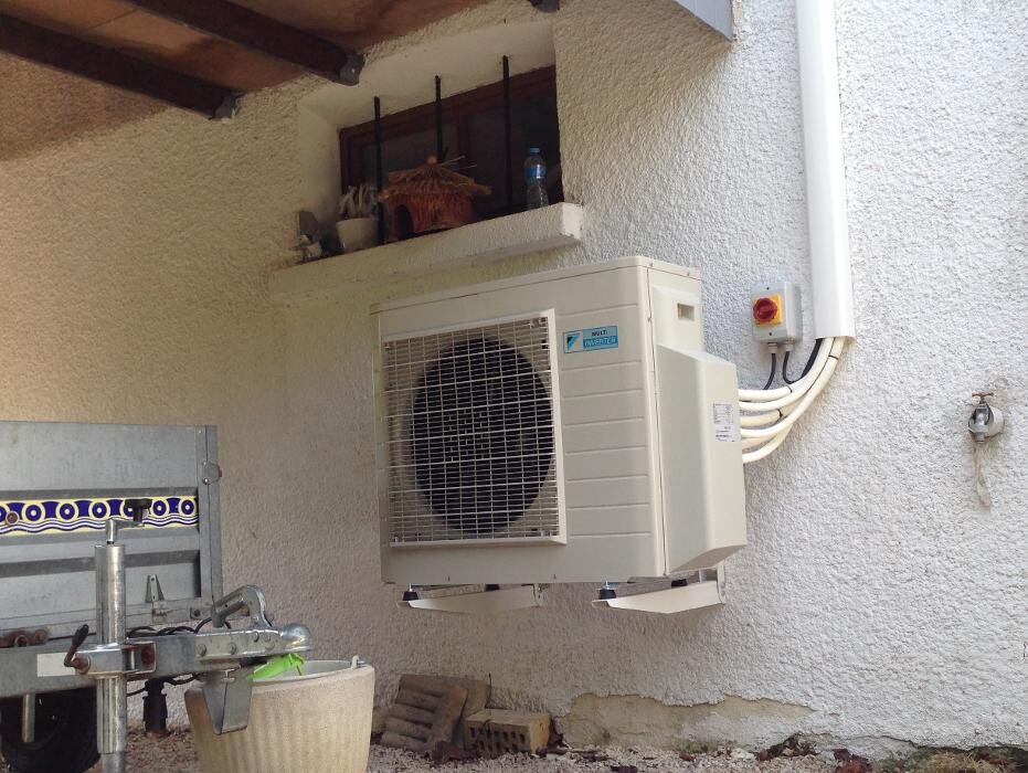 Images Daikin Climatisation Installation Entretien Depannage - Haut de seine
