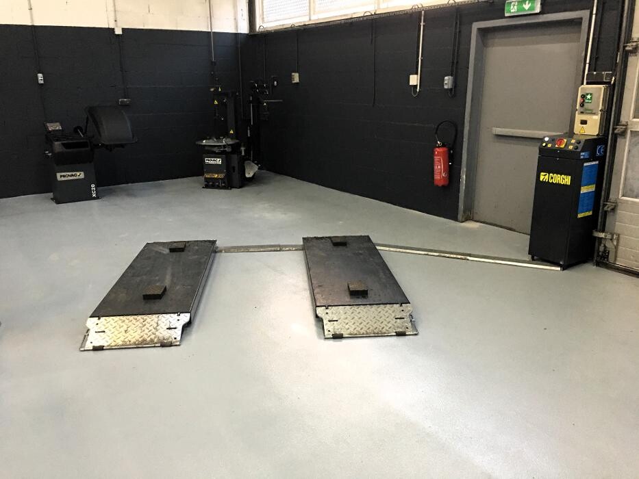 Images Euromaster Garage Gueudin - St Michel Sur Orge