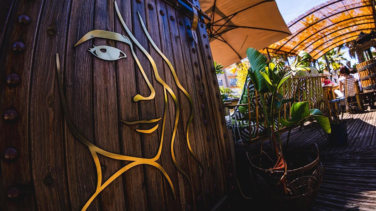 Images Madame aMore - Restaurant Port de Hyères