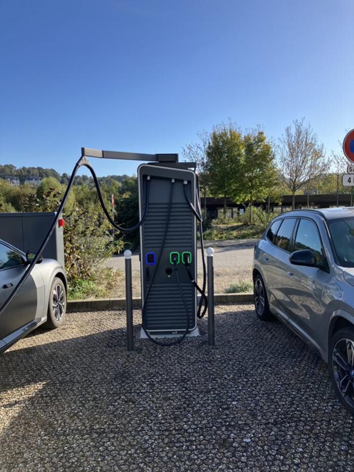 Images Shell Recharge Charging Station