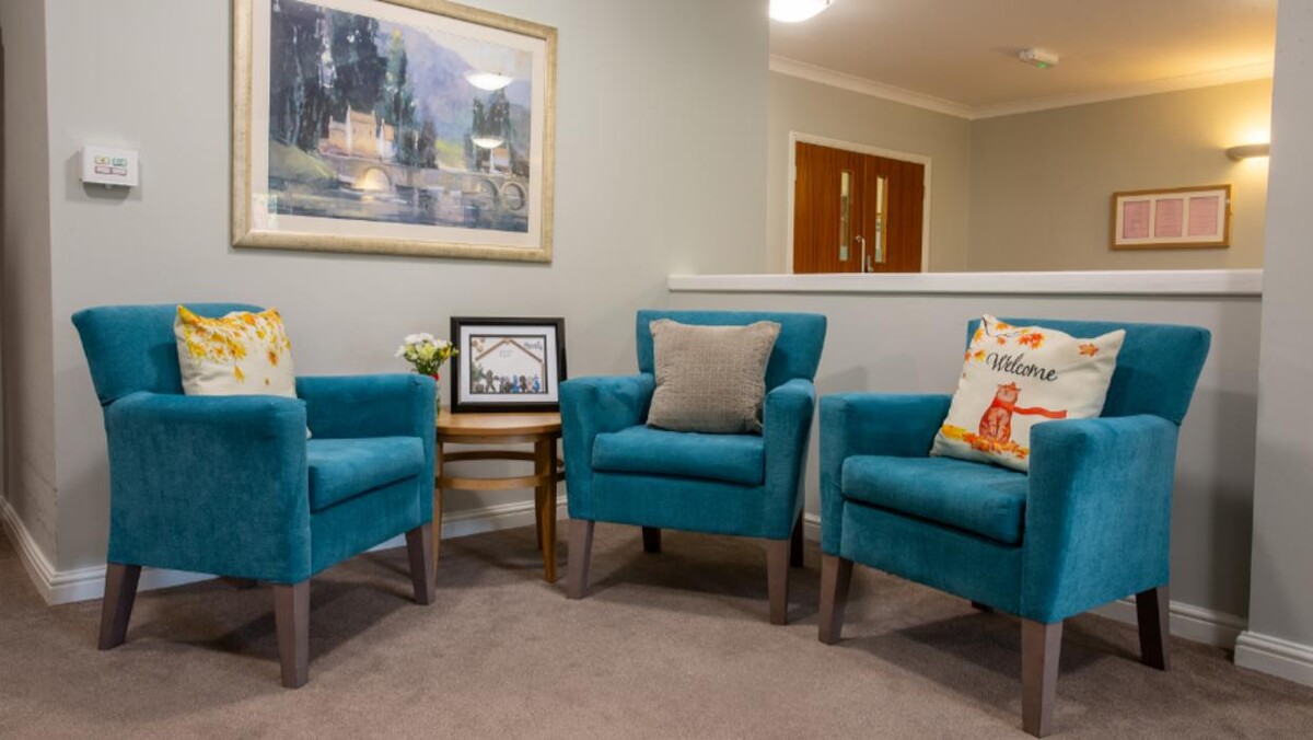 Images Newton Court Care Home - Bupa