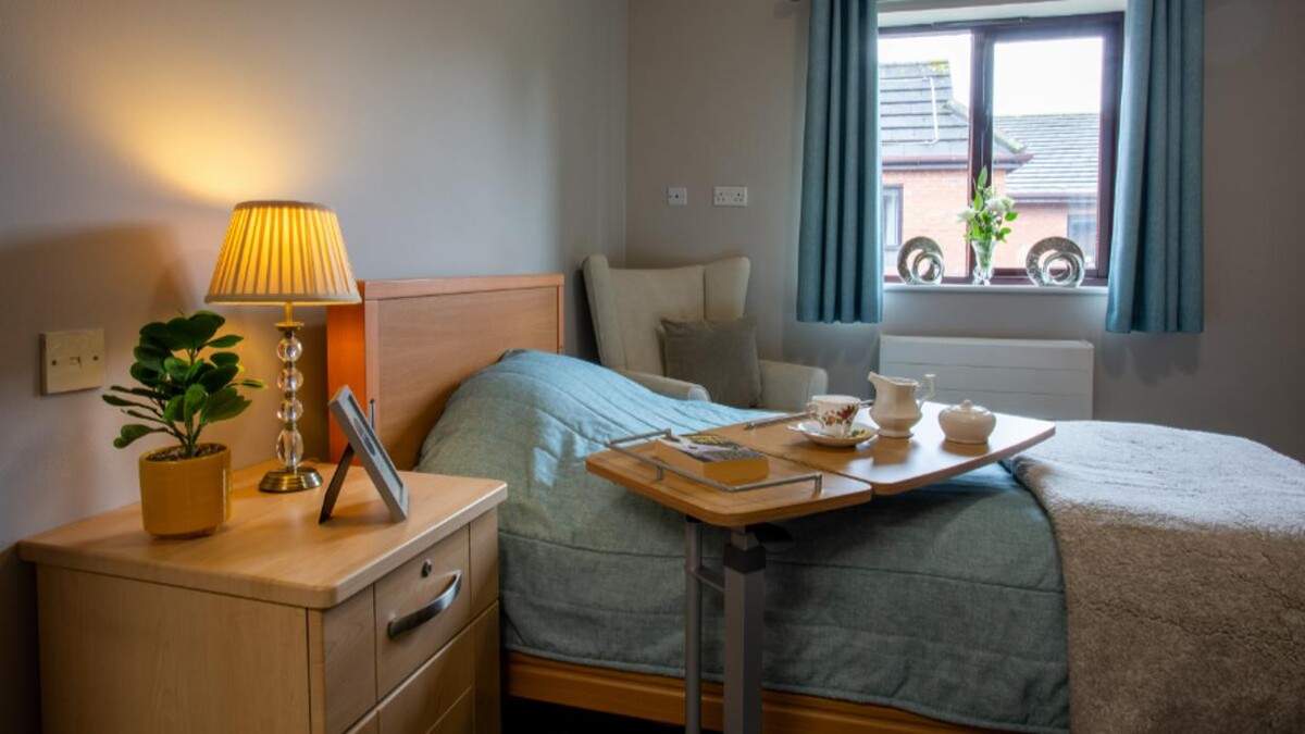 Images Newton Court Care Home - Bupa