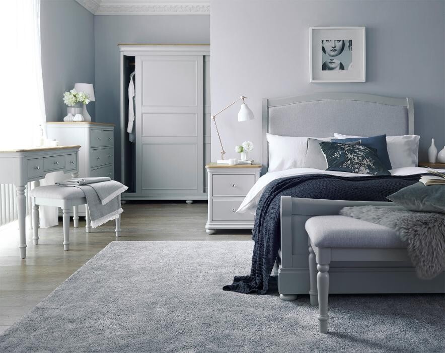 Images Oakley Carpets & Furniture