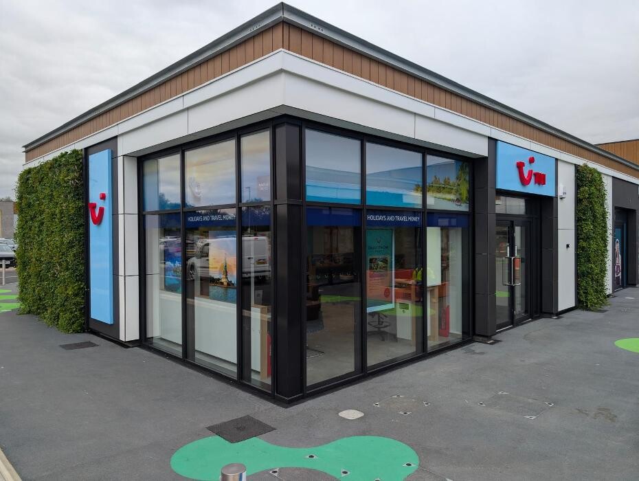 Images TUI Holiday Store