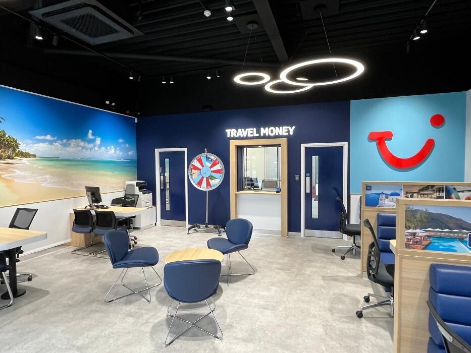 Images TUI Holiday Store