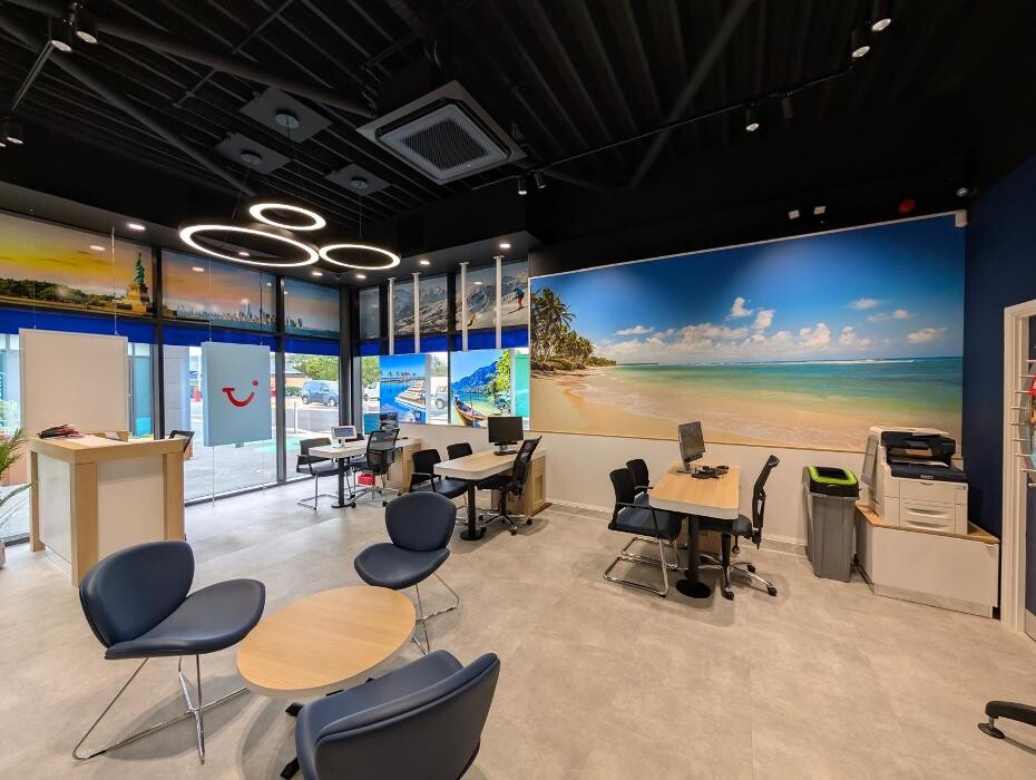 Images TUI Holiday Store